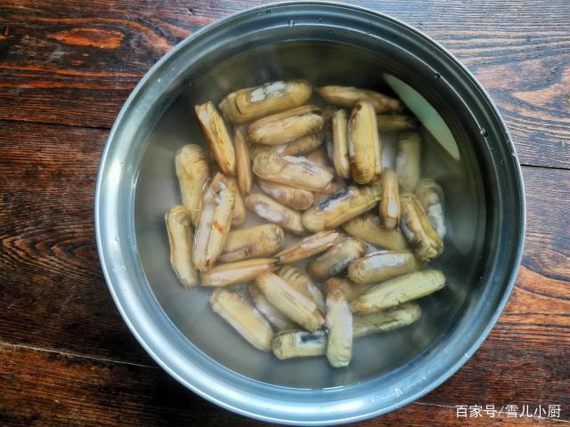 這個(gè)海鮮被稱作“小人仙”,肉質(zhì)肥美,用這個(gè)方法做,一盤不夠吃 這個(gè)海鮮被稱作“小人仙”,肉質(zhì)肥美,用這個(gè)方法做,一盤不夠吃