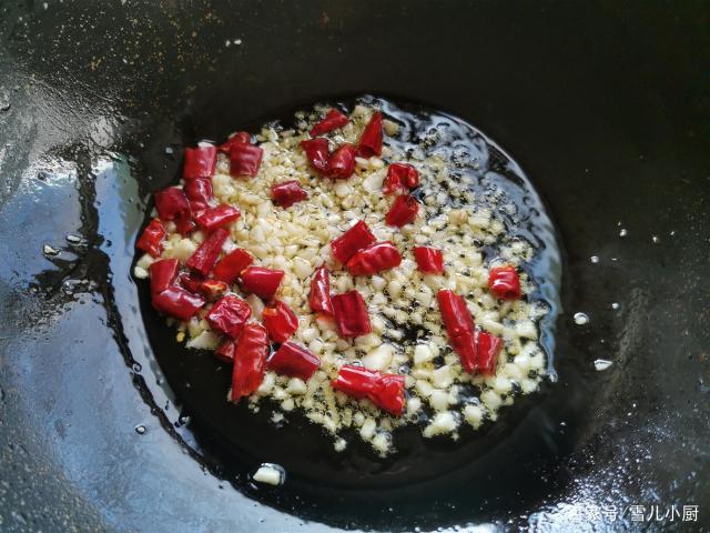 這個(gè)海鮮被稱作“小人仙”,肉質(zhì)肥美,用這個(gè)方法做,一盤不夠吃 這個(gè)海鮮被稱作“小人仙”,肉質(zhì)肥美,用這個(gè)方法做,一盤不夠吃